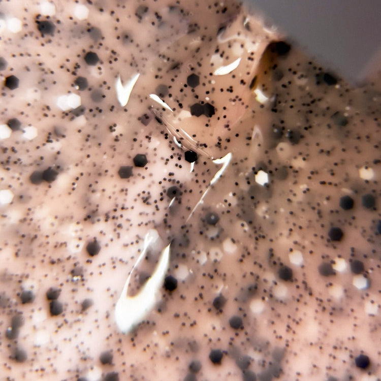 Base -  izvēlieties  produktu klāstu jau šodien un ļaujiet saviem nagiem runāt paši par sevi. - ilnail.com