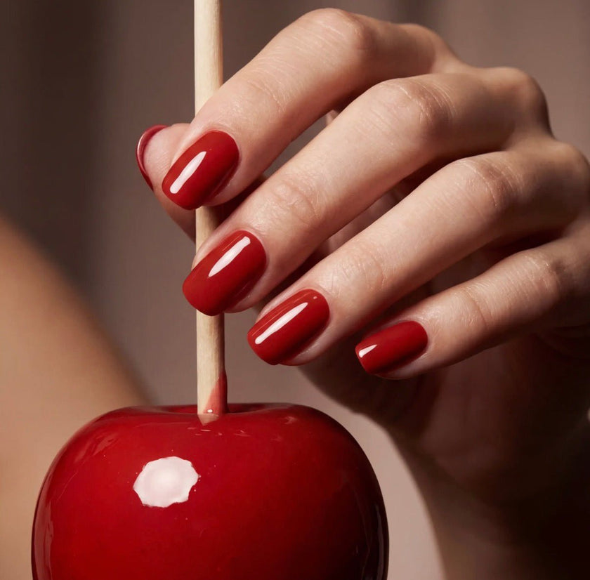 ELEGELLI gel polish 187 Candy Apple “pomme d’amour” 10ml - ilnail.com