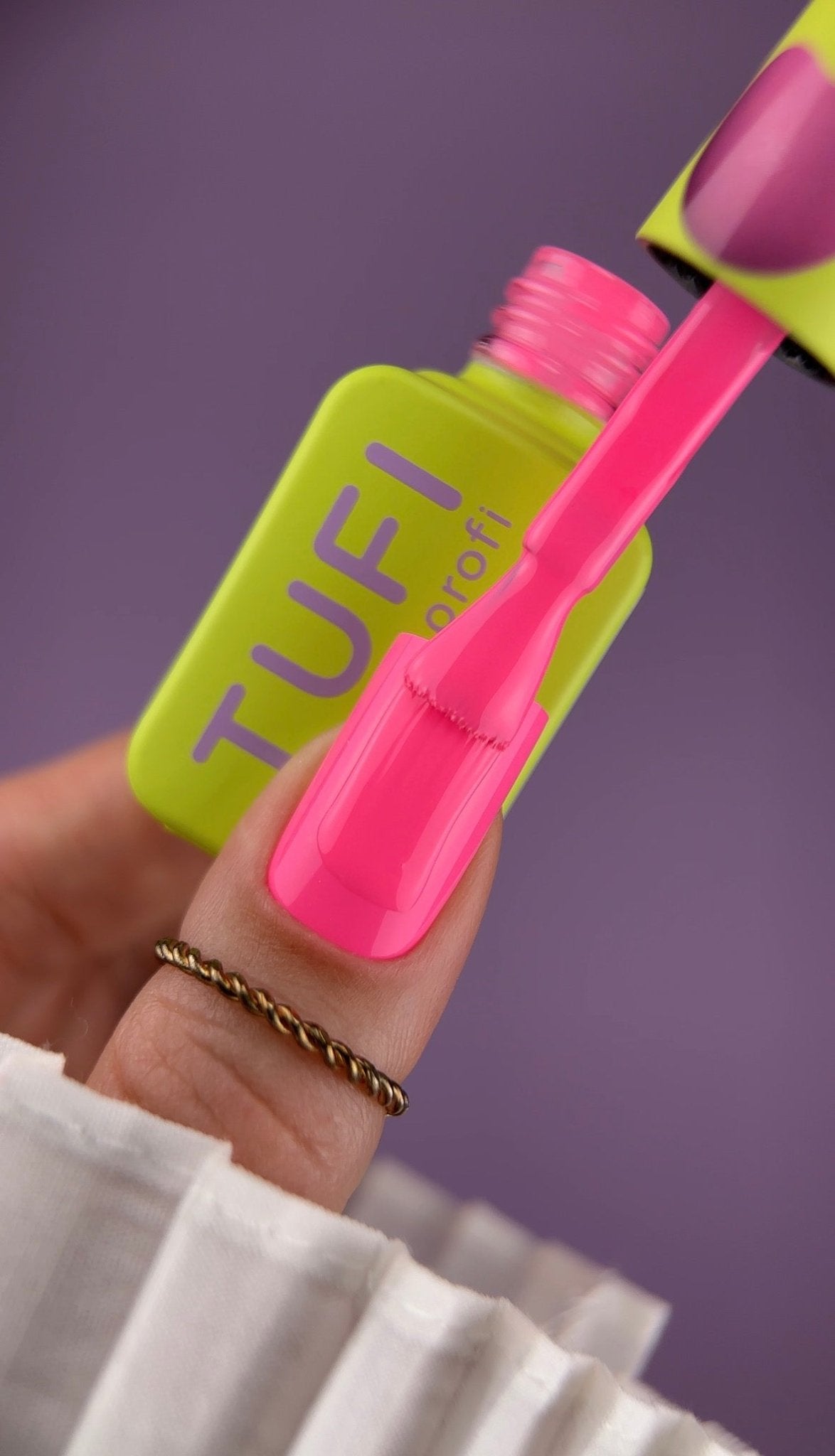 Gel polish TUFI profi SUMMERLINE 36 Pitaya Hot pink 10ml - ilnail.com